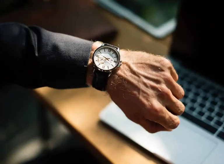 How to Make Money Selling Watches: A Step-by-Step Guide